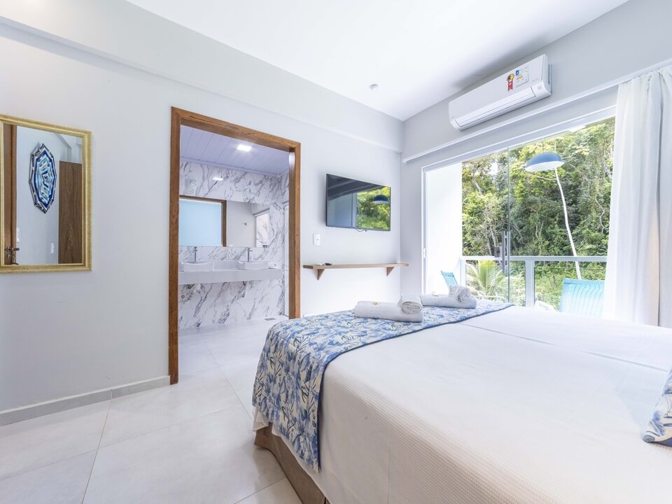 Suíte Luxo Premium - Pousada Cantinho da Praia